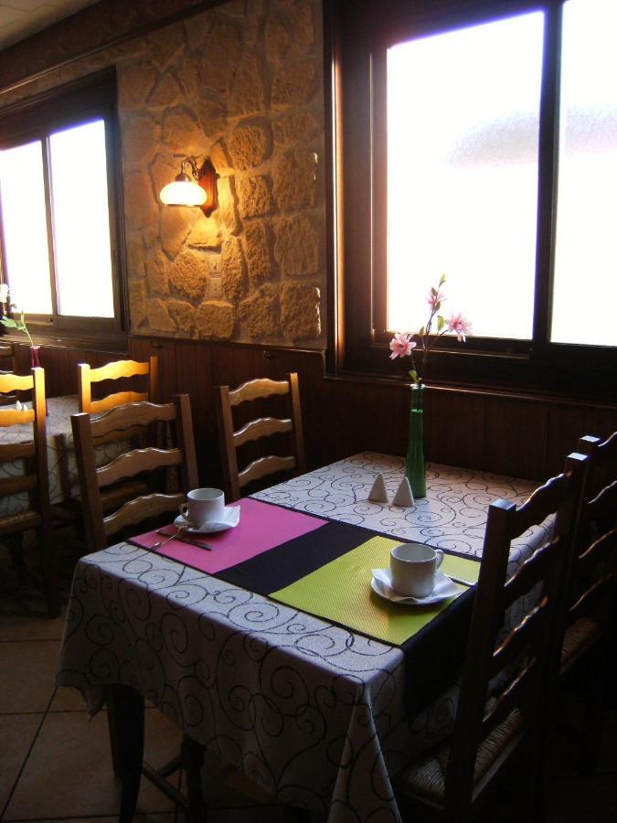 Le Merle Blanc Hotel Logis Digoin Buitenkant foto